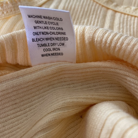 pacsun yellow tied top with layering tank top - Picture 5 of 6